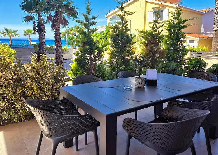 Dinary Apartman