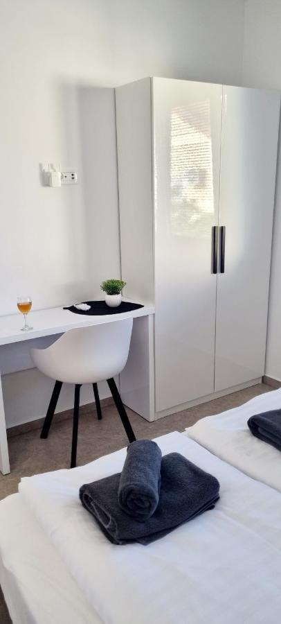 Dinary Apartment Vir