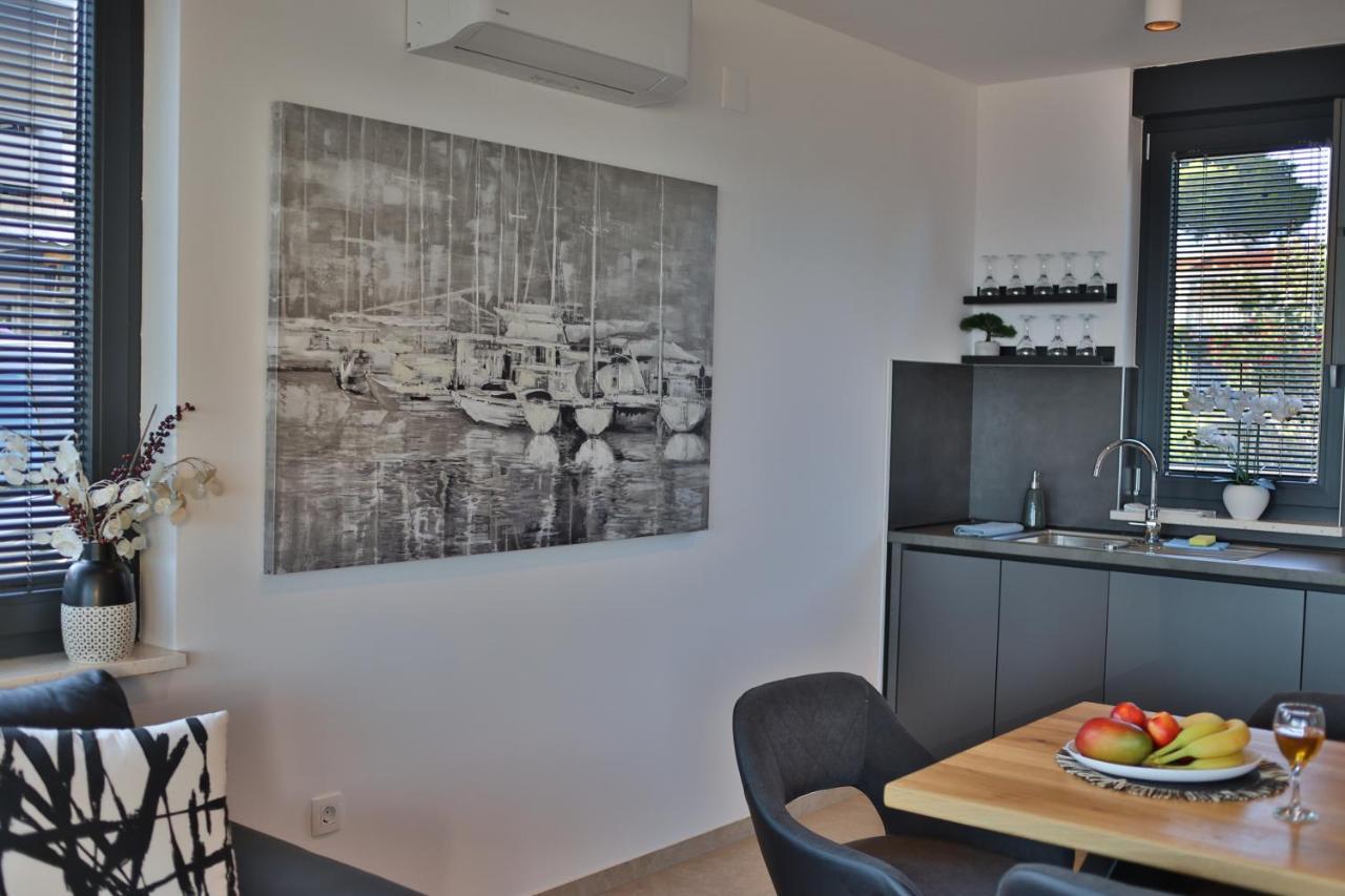 Dinary Apartment *