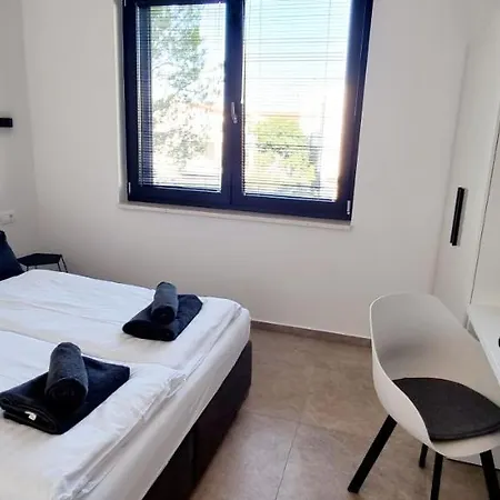 Dinary Apartman Vir Exterior photo