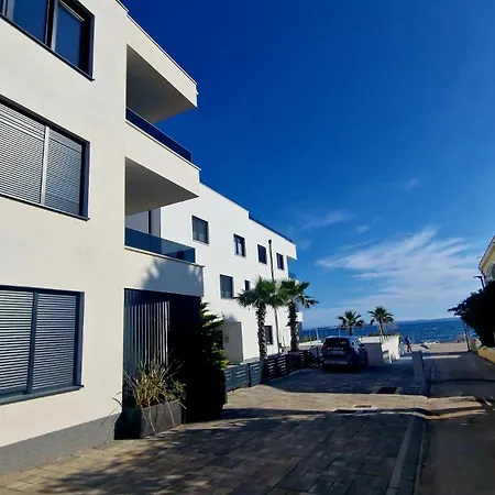 Dinary Apartman Vir Exterior photo