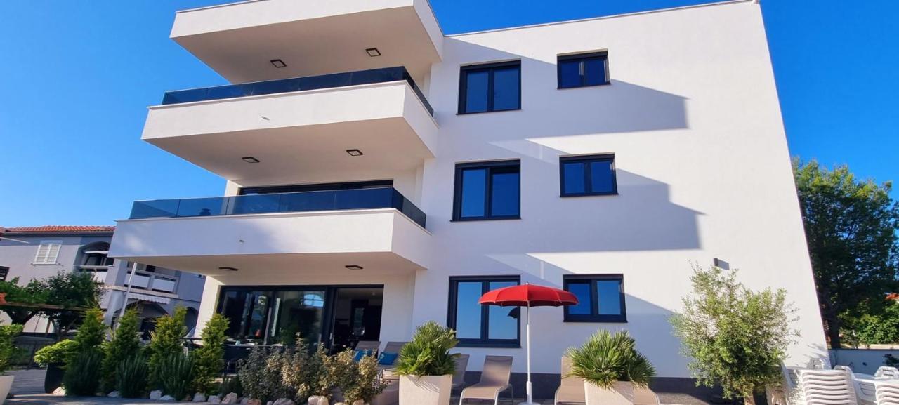 Dinary Apartmán *